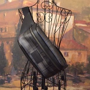 BNWT Authentic Coach Black Belt Bag